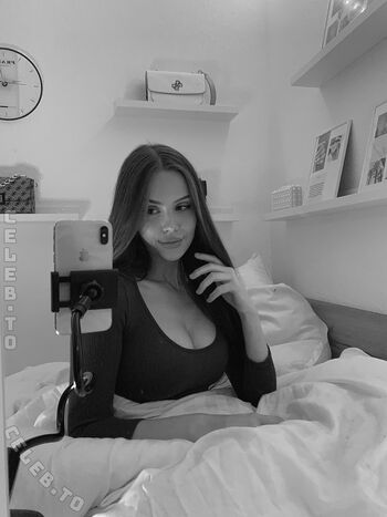 🔥 Lizezki page leaked private photo uncensored full