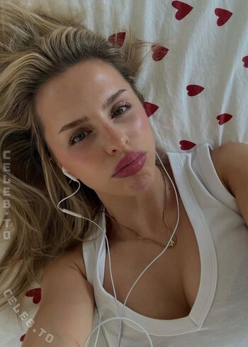 🔥 Lucia leona leaked private photo uncensored full