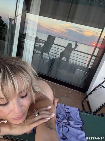 🔥 Mia julia vip page leaked private photo uncensored full