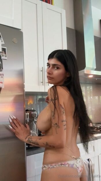 🔥 Mia khalifa leaked private photo uncensored full