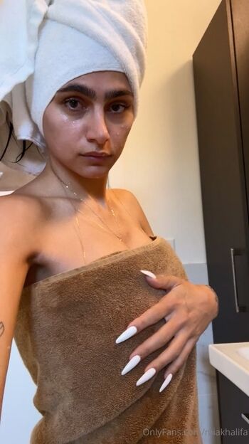 🔥 Mia khalifa leaked private photo uncensored full