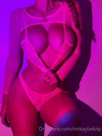 🔥 Mikayla demaiter  page leaked private photo uncensored full