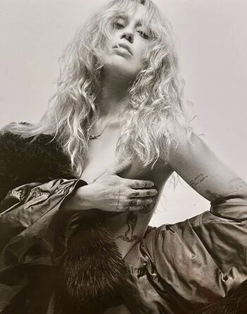 🔥 Miley cyrus page leaked private photo uncensored full