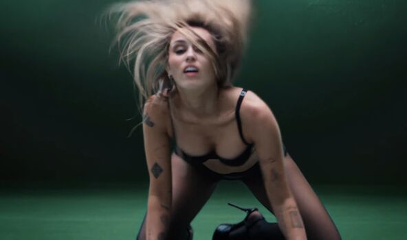 🔥 Miley cyrus page leaked private photo uncensored full