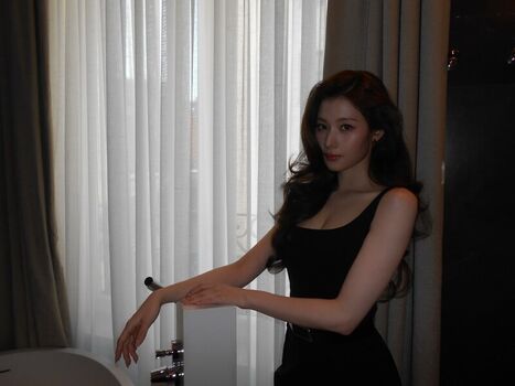 🔥 Minatozaki sana leaked private photo uncensored full