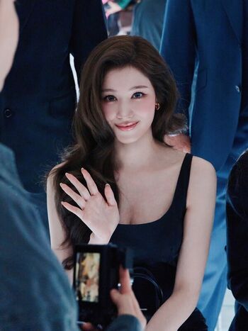 🔥 Minatozaki sana leaked private photo uncensored full