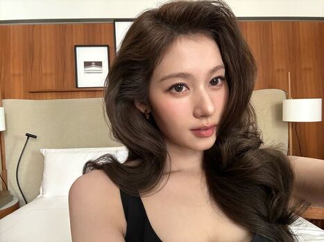 🔥 Minatozaki sana leaked private photo uncensored full