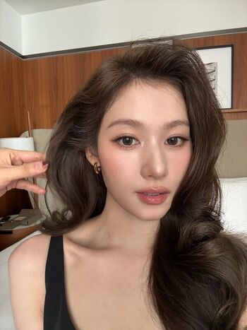 🔥 Minatozaki sana leaked private photo uncensored full