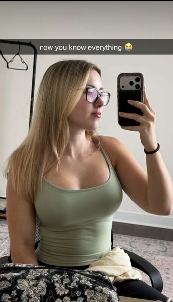 🔥 Pineapplebrat  page leaked private photo uncensored full