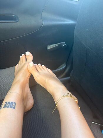 🔥 Plantes de pieds candid page leaked private photo uncensored full