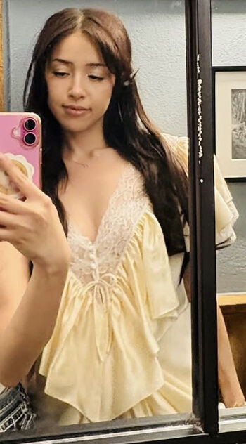 🔥 Pokimane  page leaked private photo uncensored full
