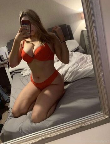 🔥 Scarlettskyeof leaked private photo uncensored full