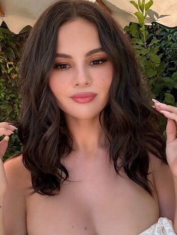 🔥 Selena gomez  page leaked private photo uncensored full