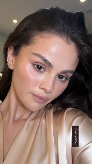 🔥 Selena gomez  page leaked private photo uncensored full