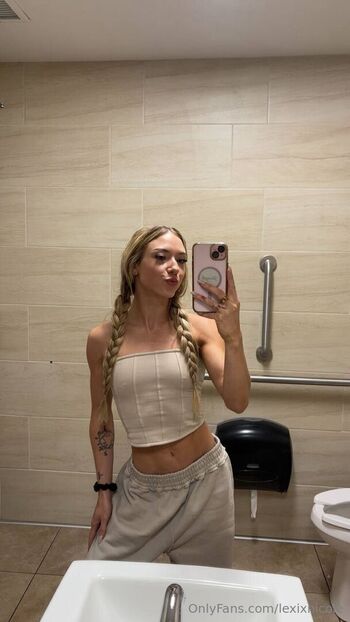 🔥 Sexyxlexy leaked private photo uncensored full