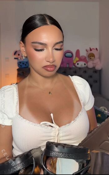 🔥 Shakiravv leaked private photo uncensored full