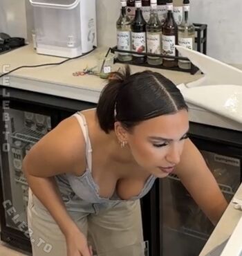 🔥 Shakiravv leaked private photo uncensored full
