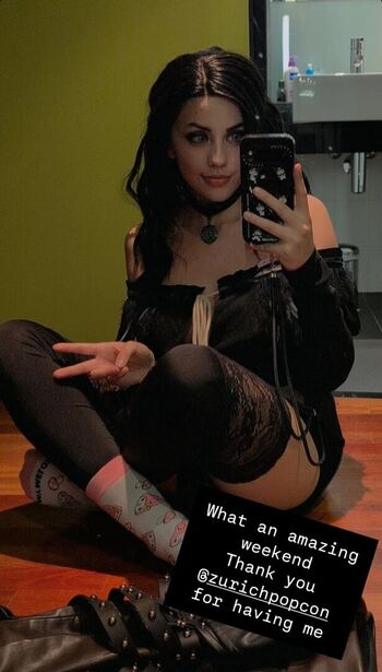🔥 Snippycosplay leaked private photo uncensored full