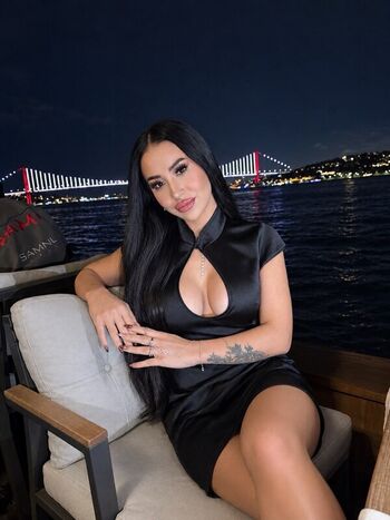 🔥 Sumeyye leaked private photo uncensored full
