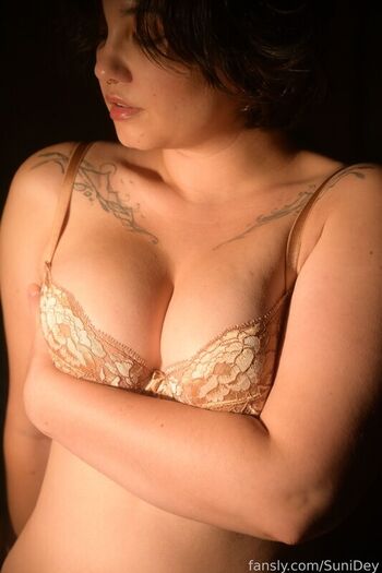 🔥 Sunidey  page leaked private photo uncensored full