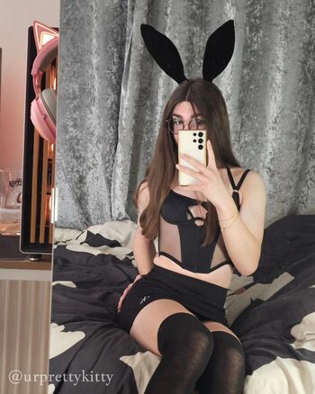 🔥 Urprettykitty leaked private photo uncensored full