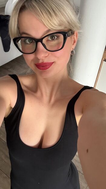 🔥 Varvarik star page leaked private photo uncensored full