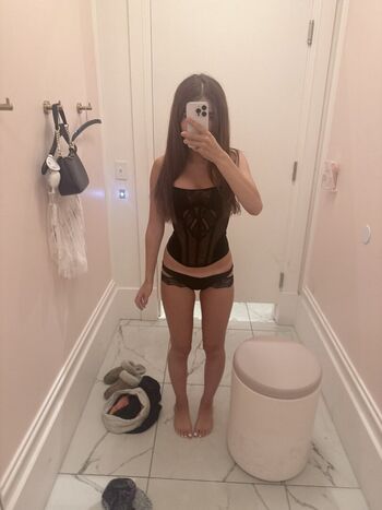 🔥 Vivylue leaked private photo uncensored full