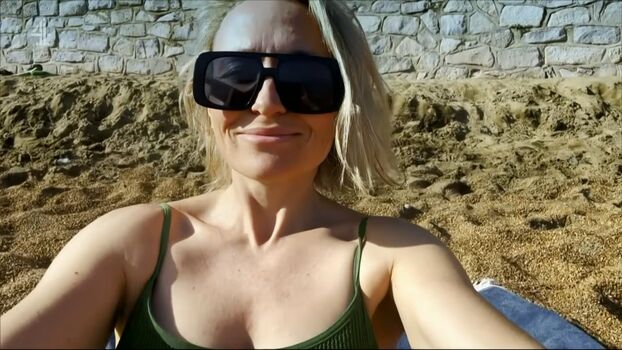 🔥 Weather ladies  page leaked private photo uncensored full